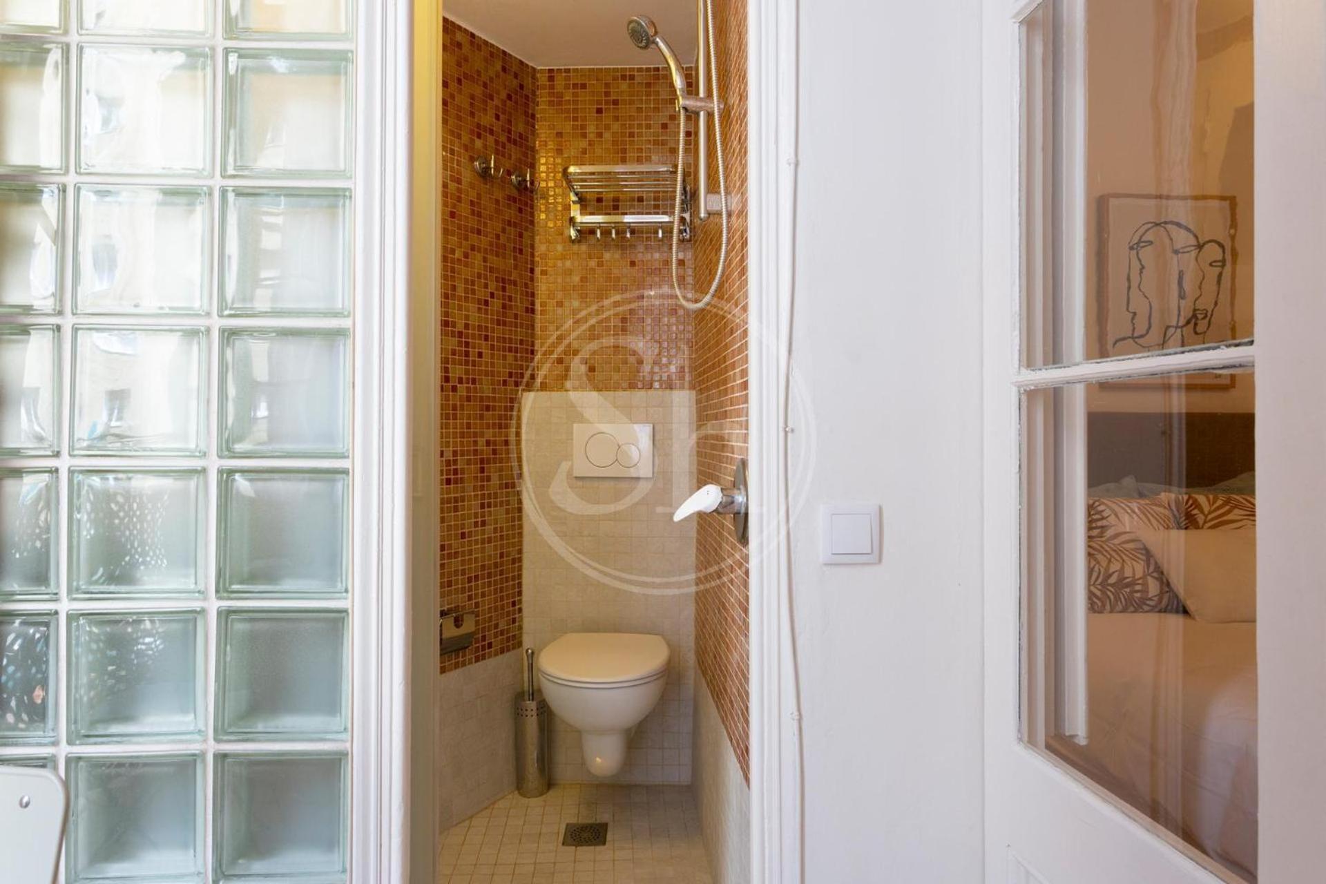 Apartament Comodo Piso En Eixample Barcelona